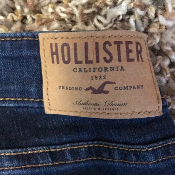 Hollister Jeans - Picture 3 of 5